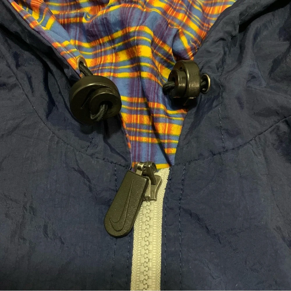 NIKE Menβs '90s Vintage Nike Reversible Plaid Windbreaker
Fireberry Size L !! - Picture 4 of 13
